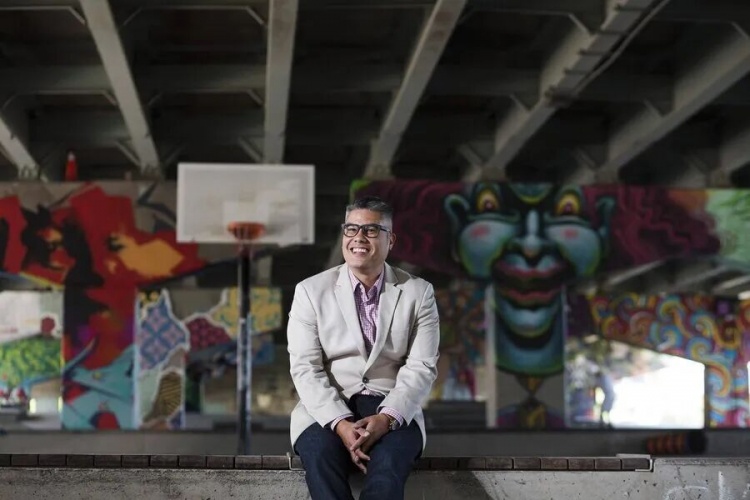 西蒙斯到底是不是有病？