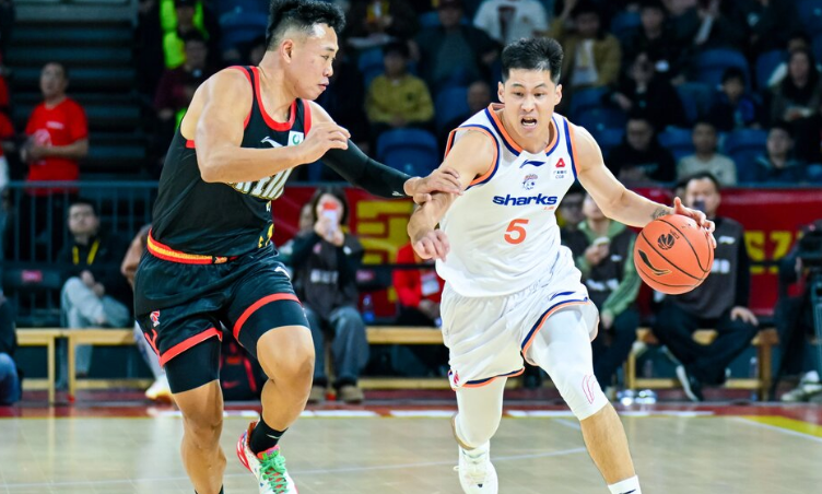 开云APP-都怪张镇麟？昔日国手+全明星转会后坐穿冷板凳，场均1.6分1.4板