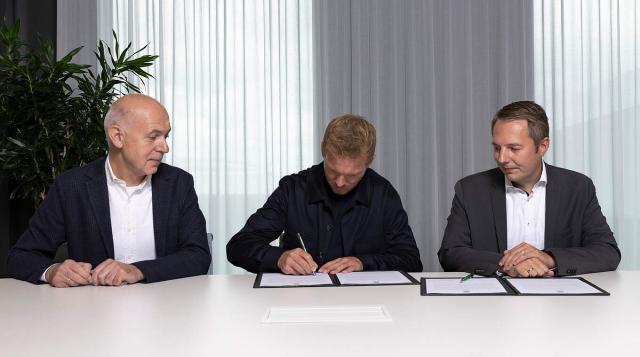 1695469511270081668.jpg 开云APP-豪赌纳格尔斯曼,德国队继续追求“理想”真的好吗?